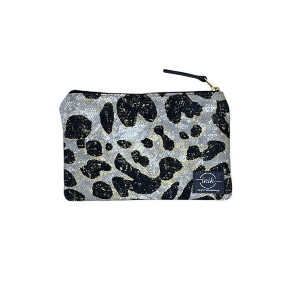 Χειροποίητο πορτοφολάκι με λεοπάρ σχέδιο