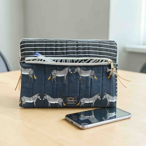 Χειροποίητη θήκη iPad Zebra Reflection με σχέδιο ζέβρας